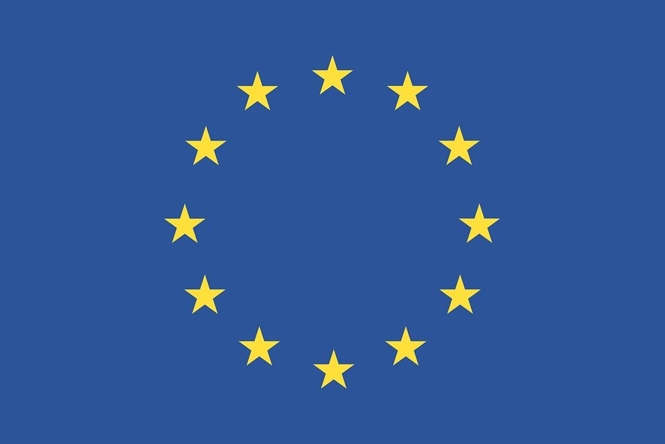 flaga unii europejskiej żółte gwiazdki na niebieskim tle